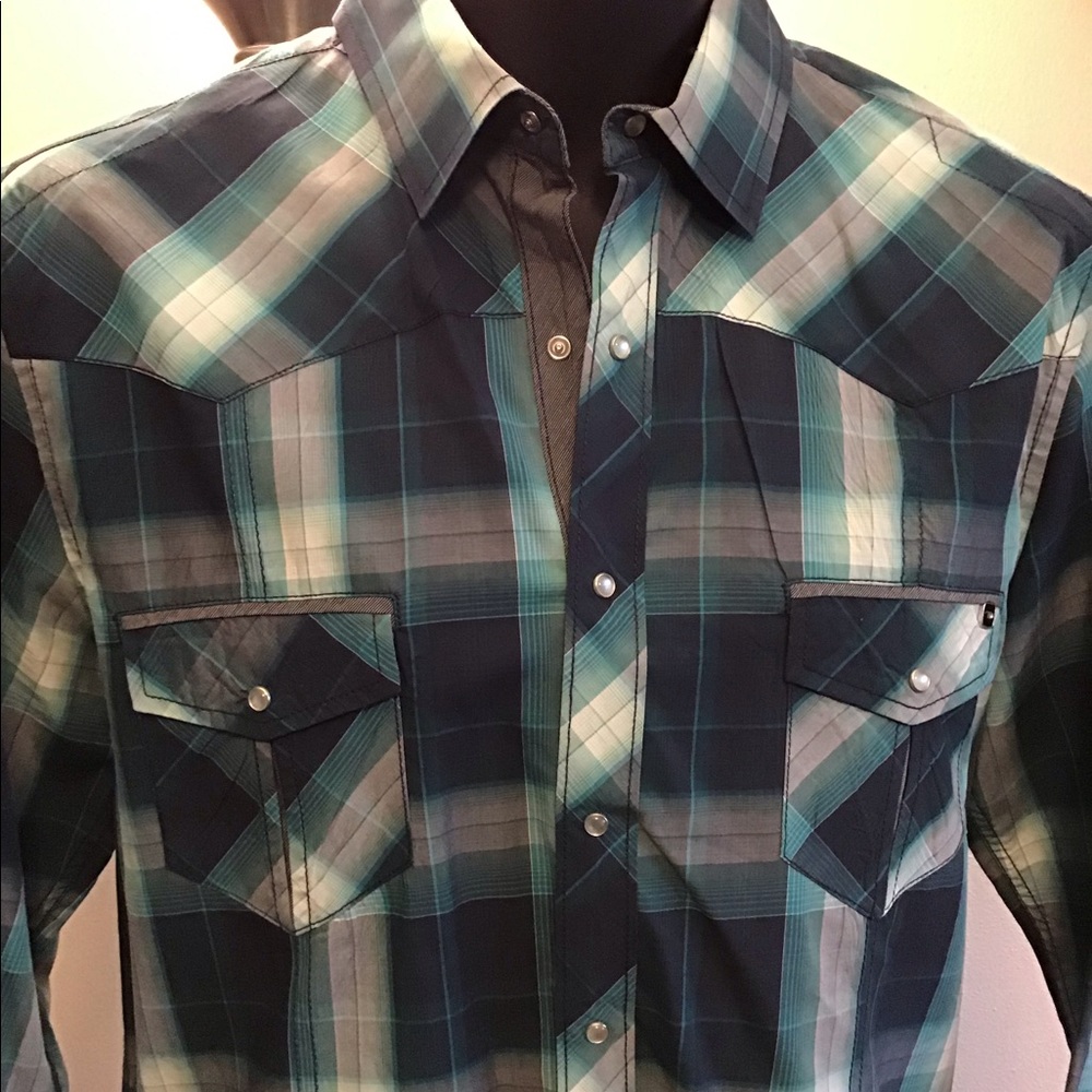 7 Diamonds Men’s shirt